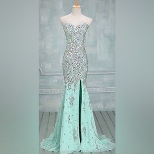 Custom made prom/pageant dress